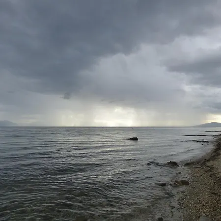 Διαμέρισμα Isalos *