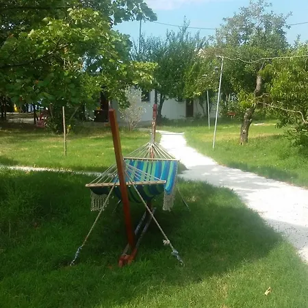 Isalos Apartment *